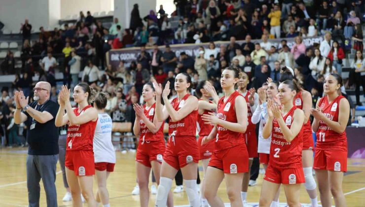 Turgutlu’nun perilerinin hedefi süper lig