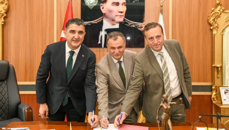 Yunusemre Belediyesinden Aigai kazısına destek