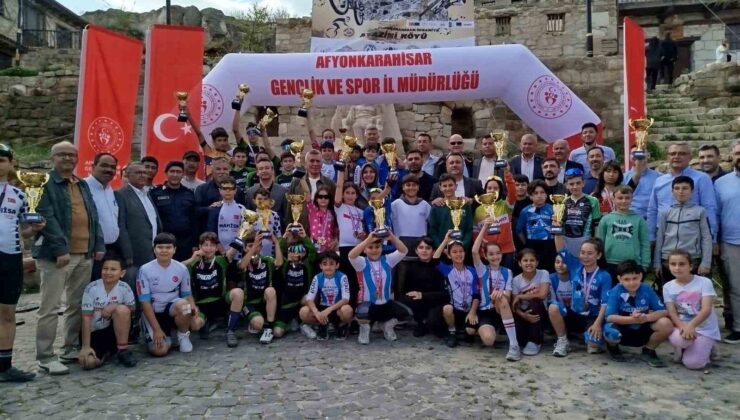 Akhisarlı pedallar Afyon’da zirve yaptı