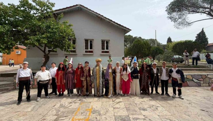 Alaşehir’de rötarlı Nevruz coşkusu