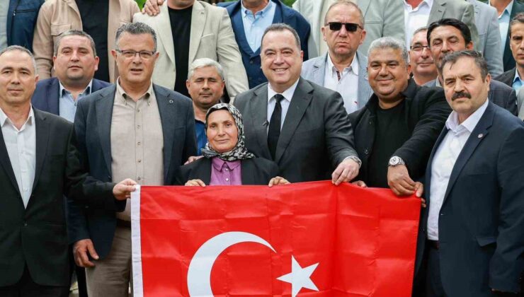 Başkan Dutlulu Alaşehir’de mahalle muhtarlarıyla buluştu