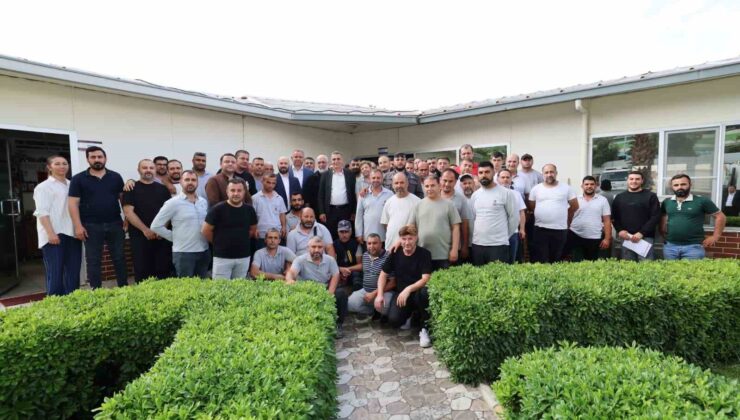 Başkan Şimşek personelle bayramlaştı