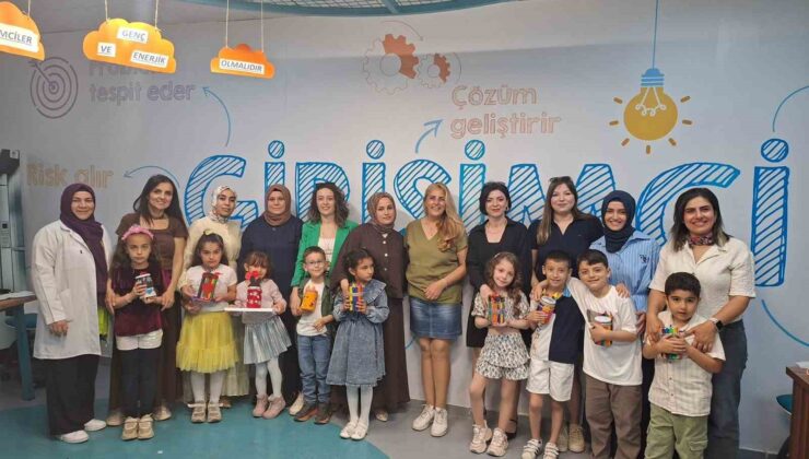 Bilim Yunusemre’de Anneler Günü etkinliği
