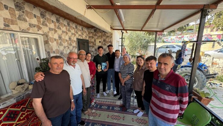 Genç yeteneğe moral ziyareti