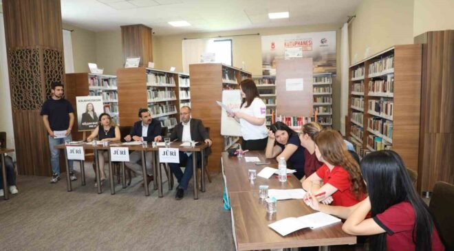 Gençlik Evi’nde fikirler yarıştı