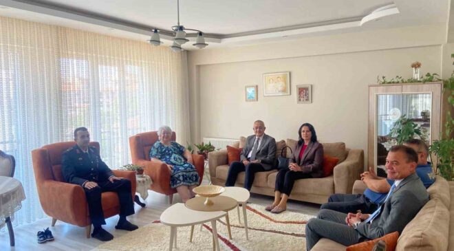 Kaymakam Güngör’den şehit ailelerine bayram ziyareti
