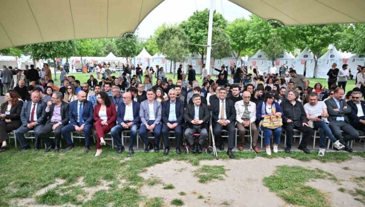 Manisa’da 9. Kitap Fuarı kitapseverlerle buluştu