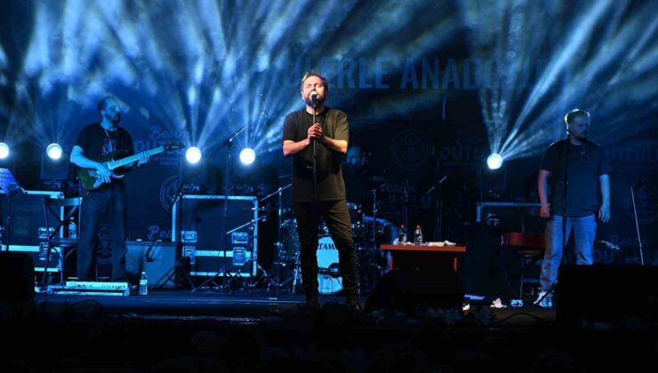 Manisa’da horon ve türkülerle Karadeniz fırtınası