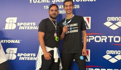 Manisalı yüzücü Eren Ayaz’dan Türkiye ikinciliği başarısı