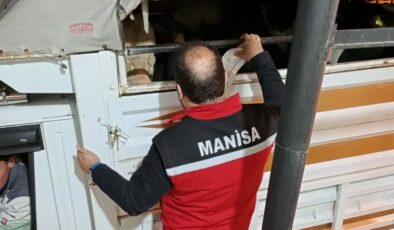 Salihli’de kurbanlık nakli yapan araçlara sıkı denetim