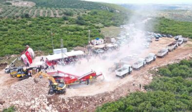 Saruhanlı’da ayda 26 bin ton mıcır üretilecek tesis açıldı