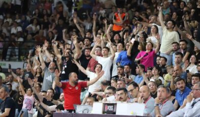 Turgutlu’da kadın basketboluna büyük ilgi