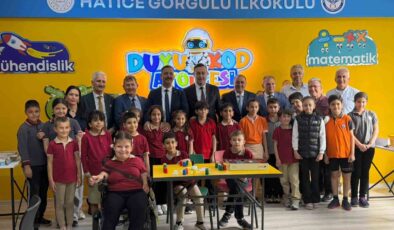 Türkiye’de ilk kez özel çocuklar için ’DUYU-KOD Atölyesi’ açıldı