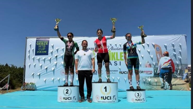 Akhisarlı pedallar Kocaeli’de 6 madalya ve 2 şampiyonluk kazandı