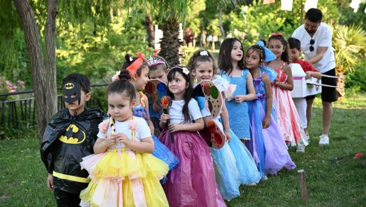 Atık malzemeler minik ellerde sanata dönüştü