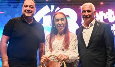 Başkan Dutlulu 48. Güzelyurt Portakal Festivali’ne katıldı