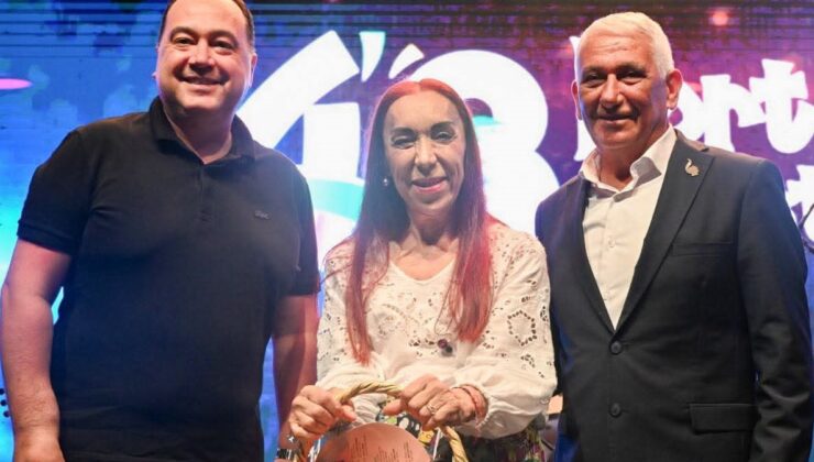 Başkan Dutlulu 48. Güzelyurt Portakal Festivali’ne katıldı