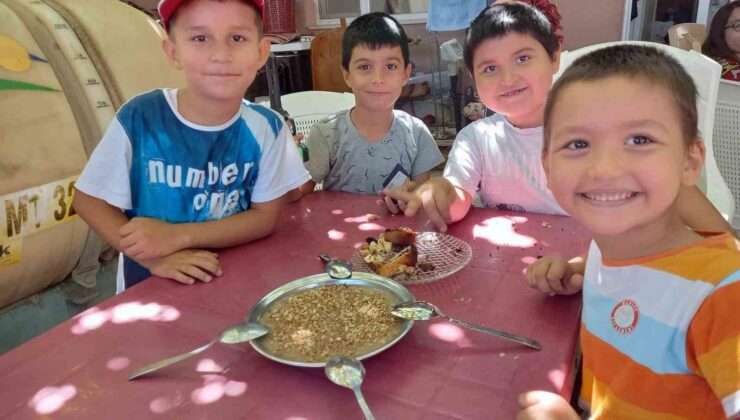 Sarıgöl’de aşure kazanları kaynamaya başladı