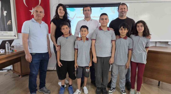 Sarıgöl’ün bilgi şampiyonu Şehit Esin Akay İlkokulu oldu