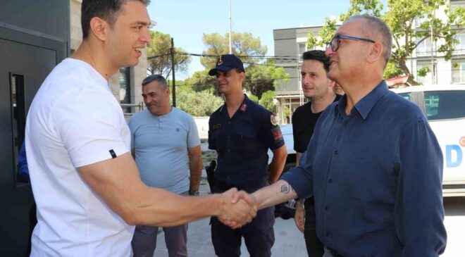 Saruhanlı Kaymakamı Murat Acar gözyaşları ve dualarla uğurlandı