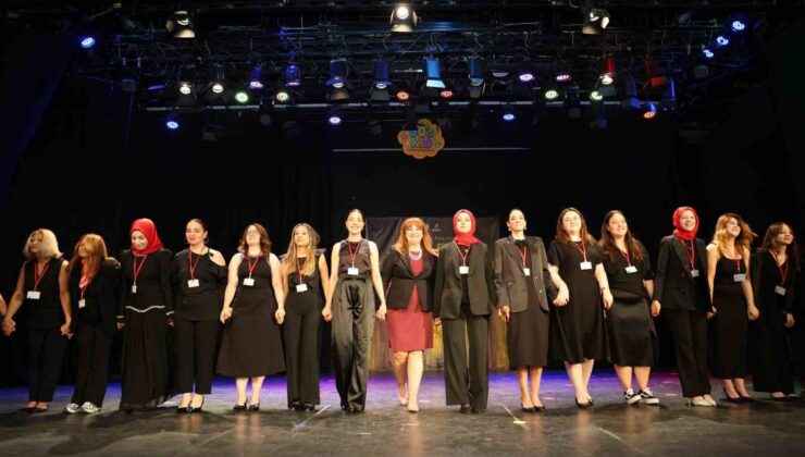 Şehzadeler’in minikleri mezuniyet heyecanı yaşadı