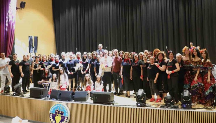 Turgutlu’da Babalar Günü’ne özel ritim dolu gece
