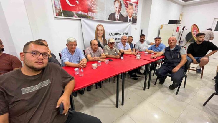 CHP Selendi İlçe Teşkilatından 150 kişi istifa etti