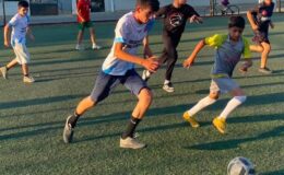 Kur’an kursu öğrencileri futbolla kardeşlik bağlarını güçlendiriyor