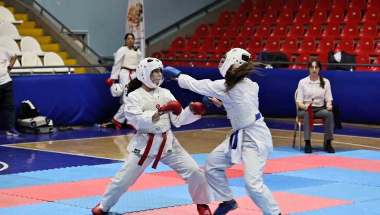 Manisa’da düzenlenen ANALİG Karate Müsabakaları tamamlandı
