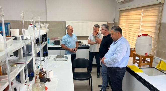 Manisa’daki tarımsal analiz laboratuvarının çalışmalarına sıkı takip