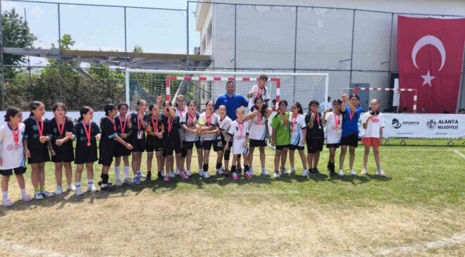 Turgutlu Elit Genç Akademi Spor Kulübü Türkiye Şampiyonu oldu