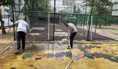 Yunusemre’de çocuk parkları pırıl pırıl oluyor