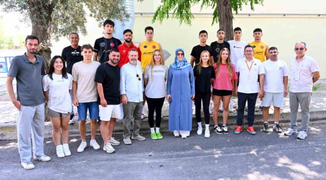 2026 YKS ÖZYES heyecanı Manisa Celal Bayar Üniversitesi’nde başladı