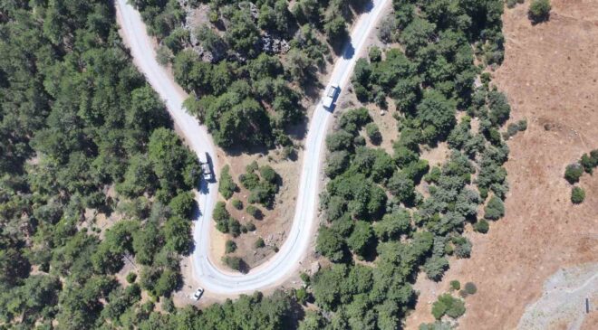 Ayvacık Mahallesi yolunda 6 kilometrelik asfalt çalışması