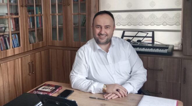 “Cesaret ister” dedi, Başkan Dutlulu’ya destek verdi