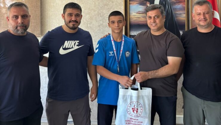 İl Müdürü Öztürk’ten Türkiye Şampiyonu Yaman’a kutlama