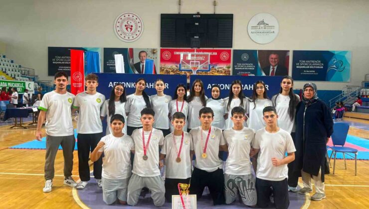 Manisa BBSK judoda takım halinde Türkiye üçüncüsü oldu