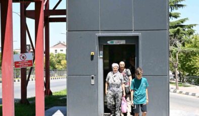 Manisa Büyükşehir’den Kuşlubahçe’deki üst geçide asansör kolaylığı