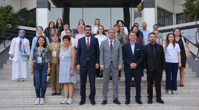 Manisa’da özel çocuklar için ’İlk rehber’ aileler olacak