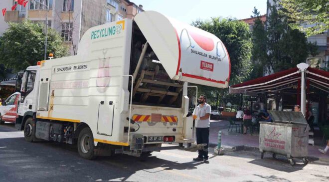 Şehzadeler’de çöp konteynerleri dezenfekte ediliyor