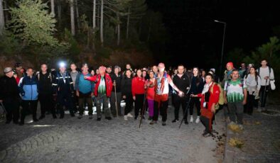 Avrupa Hareketlilik Haftası’nda Spil Dağı’nda gün doğumu yürüyüşü
