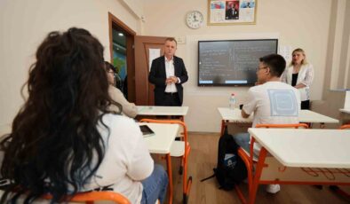 Başkan Balaban yeni eğitim yılında YEGEM öğrencileriyle buluştu