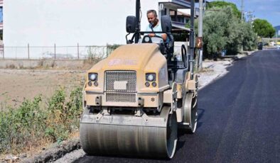 Gölmarmara NATO Caddesi’nde sıcak asfalt çalışması başladı