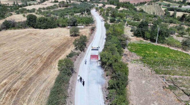Manisa’da 1999’da açılan yol 27 yıl sonra asfaltla buluştu