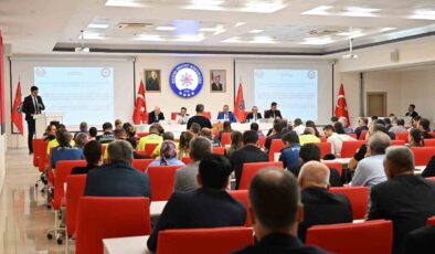 Manisa’da güvenli eğitim için alınacak tedbirler değerlendirildi