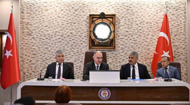 Manisa’da sahipsiz hayvanlara yönelik çalışmalar değerlendirildi