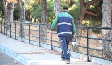 Manisa’nın tarihi ve doğal güzelliklerine uzanan yolda temizlik çalışması