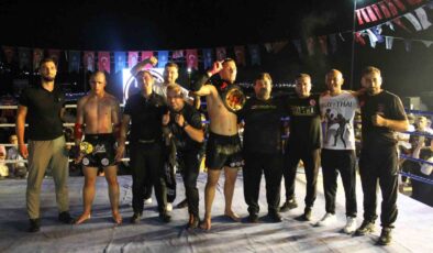 Muaythai şampiyonluk kemerleri Manisa’ya geldi