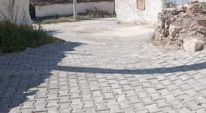 Şehzadeler’de parke taş döşeme çalışmalarında yüzde 95 tamamlandı