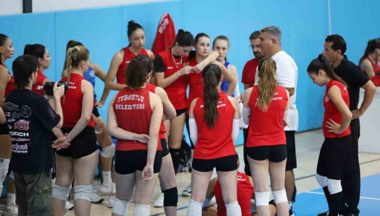 Turgutlu’da voleybol heyecanı başlıyor